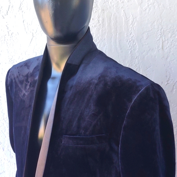 VITARELLI MEN'S PURE VELVET (2) BUTTON LUXURY TUXEDO BLAZER (ITALY) - Picture 15 of 17